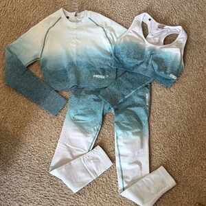 Gymshark Blue and Light Blue Gradient Activewear Set